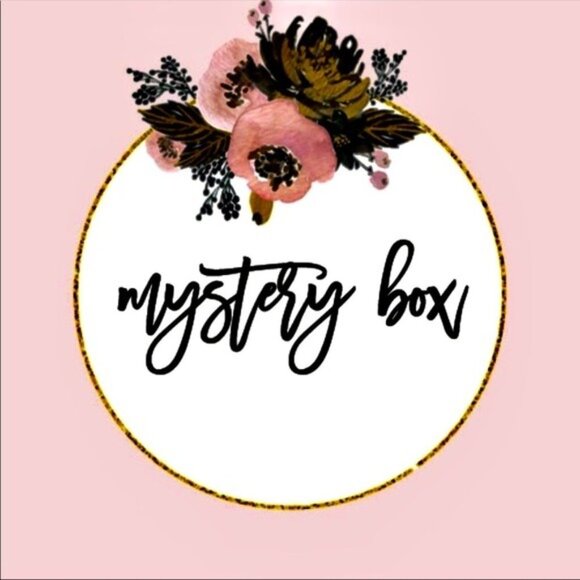 Tops - Five Piece Style Curated Mystery Box Size …